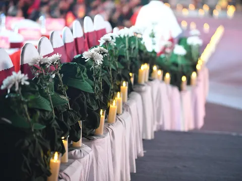 Linh thiêng điểm cầu truyền hình “Sao sáng dẫn đường” tại Quảng Trị
